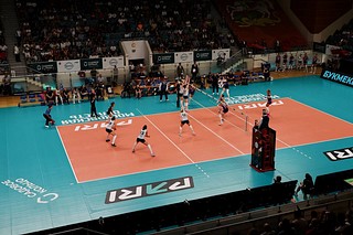 Волейбольный клуб «Заречье-Одинцово» провел первую домашнюю игру в рамках стартового тура нового сезона женской Суперлиги