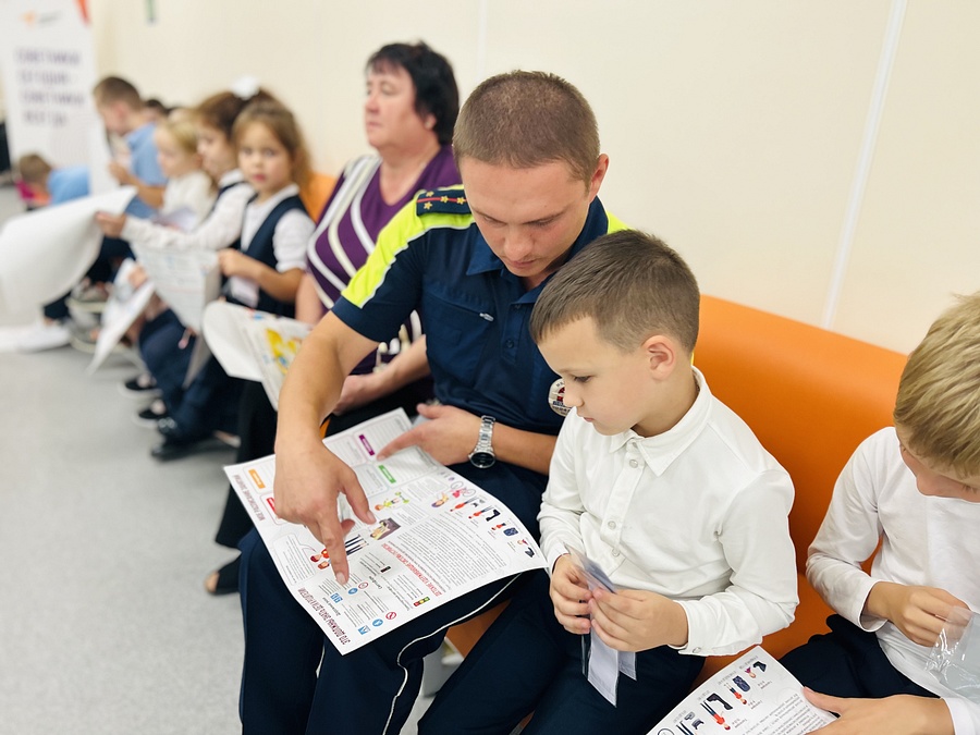 Круглый стол текст 3, Одинцовские госавтоинспекторы провели круглый стол со своими помощниками из ЮИД