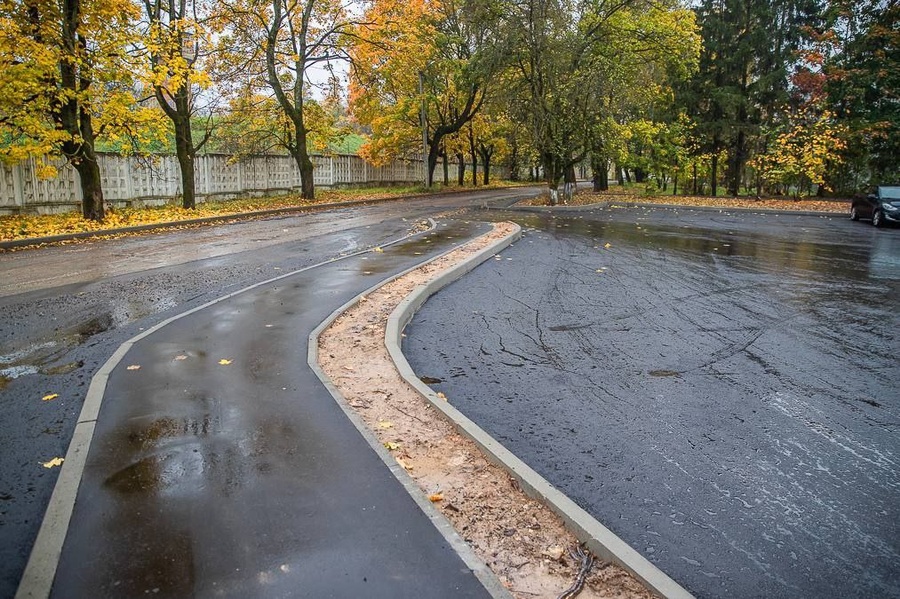 Комплексное благоустройство дворов завершается в Новом Городке, Комплексное благоустройство дворов завершается в Новом Городке