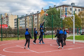 В Кубинке завершилась реконструкция стадиона школы № 1 имени Героя РФ И. В. Ткаченко