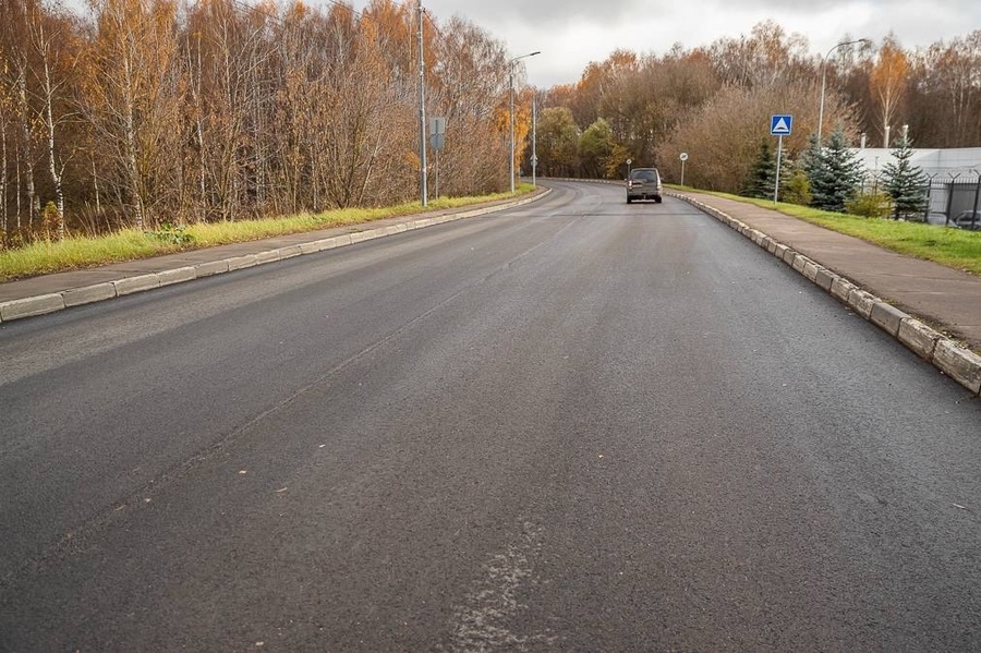 ko, В Звенигороде отремонтировали асфальт на улицах Депутатская и Калинина