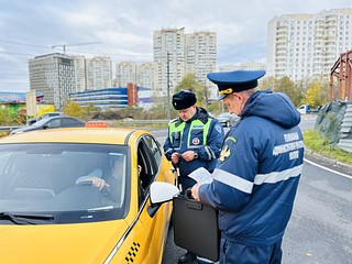 В Одинцовском округе в ходе рейда против нелегальных таксистов проверили 50 автомобилей