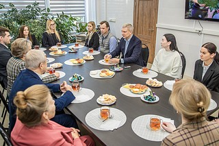 Андрей Иванов осмотрел лаборатории Федерального научного центра овощеводства в Одинцовском округе
