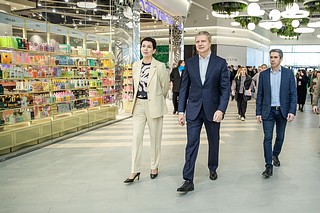 Глава Одинцовского округа Андрей Иванов принял участие в открытии нового многофункционального торгово-развлекательного центра «ОДИПАРК» в деревне Юдино