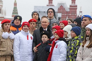 Участник поискового отряда «КитежЪ» Тихон Порфирьев принял участие во встрече с Президентом России
