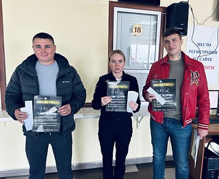 Сотрудники Одинцовской Госавтоинспекции провели в РЭО социальный раунд «Засветись»