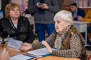 В рамках «Выездной администрации» глава Одинцовского округа провёл личный приём жителей в Голицынской средней общеобразовательной школе № 2