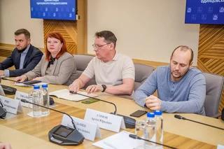 Строительство и капремонт соцобъектов Одинцовского округа обсудили на совещании Андрея Иванова