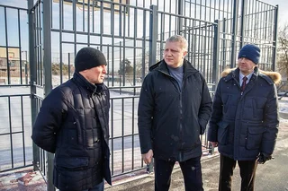 Андрей Иванов проинспектировал новую спортивную площадку в селе Саввинская Слобода