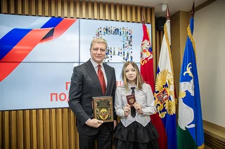 Андрей Иванов вручил первые паспорта 12 юным жителям Одинцовского округа