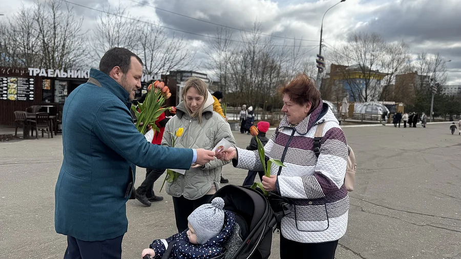 07 03 25 02 26 3., В Одинцово полицейские и общественники поздравили женщин с Международным женским днём