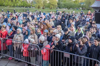 Праздничная концертная программа, посвящённая 80-летию Победы, прошла на Центральной площади в Одинцово