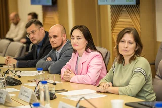 Глава Одинцовского округа обсудил с жителями Больших Вязём вопросы развития территории