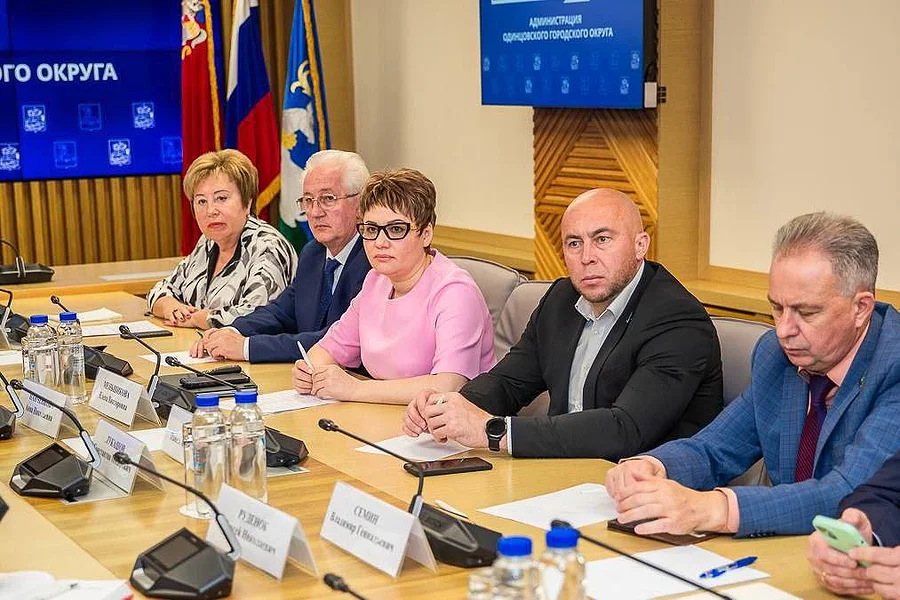 ZV3 s, Встреча с жителями ЖК «Высокие Жаворонки» прошла в администрации Одинцовского округа