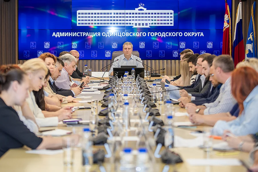 ZV3 s, Совещание по работе общественного транспорта провел Андрей Иванов