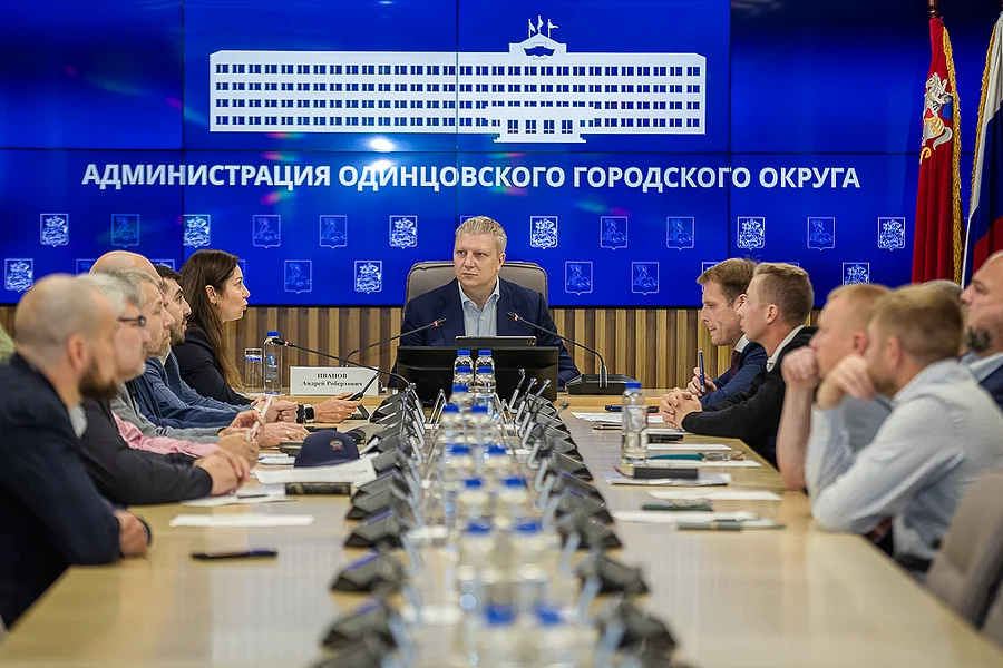 Контейнеры текст 1, В администрации Одинцовского округа обсудили стандарты размещения морских контейнеров