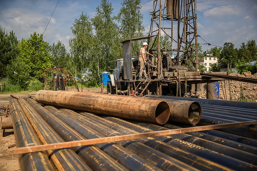 ВЗУ текст 1, Глава Одинцовского округа вместе с жителями проинспектировал строительство водозаборного узла в деревне Хлюпино
