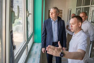 Ход строительства нового детского садика на 185 детей в рабочем поселке Новоивановское проверил глава Одинцовского округа Андрей Иванов