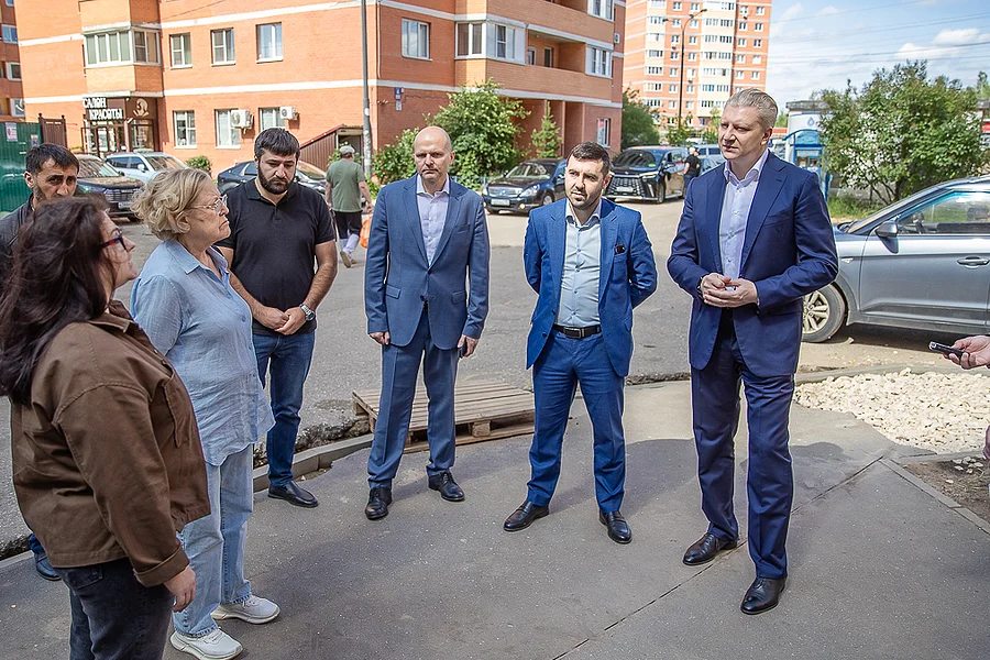 ZV3 s, В звенигородском микрорайоне Супонево благоустраивают дворовую территорию у домов № 4 — № 6