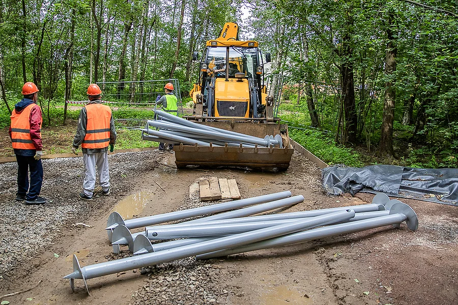 ZV3 s, Ход обустройства парка в Новой Трехгорке проверил Андрей Иванов