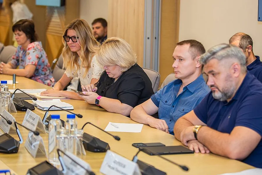 Андрей Иванов провел совещание по содержанию лифтового оборудования в округе