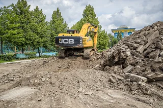 В Одинцово продолжается реконструкция центральной площади города