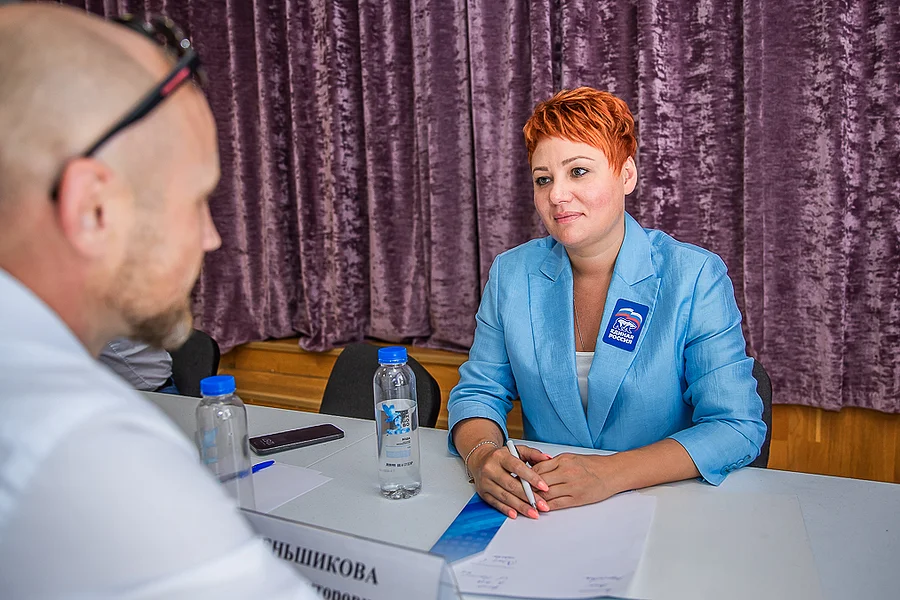 Прием текст 2, Глава Одинцовского округа провел личный прием граждан в рамках «Выездной администрации» в Звенигороде