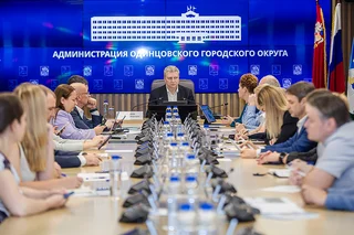 Глава Одинцовского округа Андрей Иванов провел встречу с активными жителями села Немчиновка