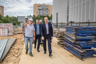Ход строительства акватермального комплекса в Одинцово проверил Андрей Иванов