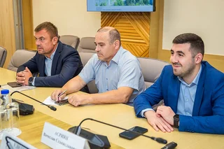 Глава Одинцовского округа Андрей Иванов провел совещание, посвященное стандартам работы муниципальных бюджетных учреждений (МБУ), обеспечивающих содержание городских территорий