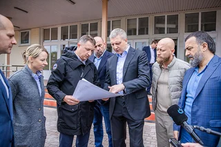 Как сообщил глава Одинцовского округа Андрей Иванов, сейчас идет начальный этап — подрядная организация выполняет демонтажные работы на 1 этаже здания