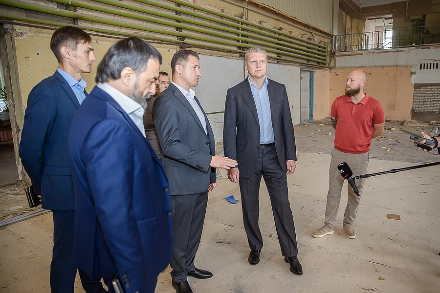 ZV3 s, Демонтажные работы проводят в спортивной школе «Старый городок»