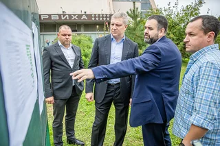 Глава Одинцовского округа Андрей Иванов проверил ход реконструкции тепловых сетей в поселке Барвиха