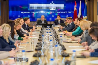Глава Одинцовского округа повел круглый стол по вопросам здравоохранения