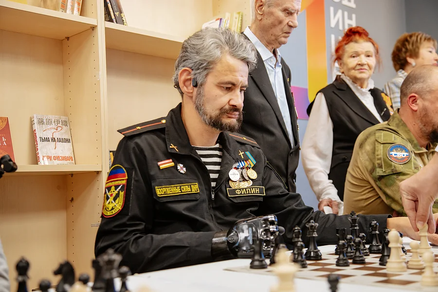 2Сергей Карякин и Алла Полякова открыли клуб «Шахматы для СВОих» в Одинцово