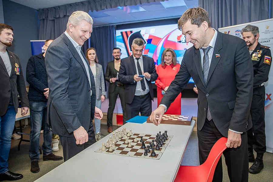 s, Сергей Карякин и Алла Полякова открыли клуб «Шахматы для СВОих» в Одинцово