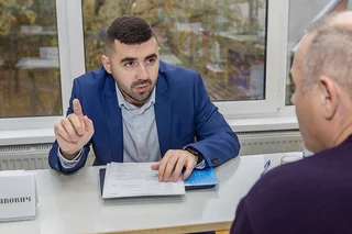 Глава Одинцовского городского округа Андрей Иванов вместе с профильными заместителями провел личный прием в формате «Выездной администрации» в Кубинке
