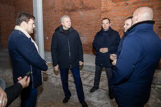 Глава Одинцовского округа Андрей Иванов проверил ход строительства амбулатории в жилом комплексе «Жаворонки Клаб»