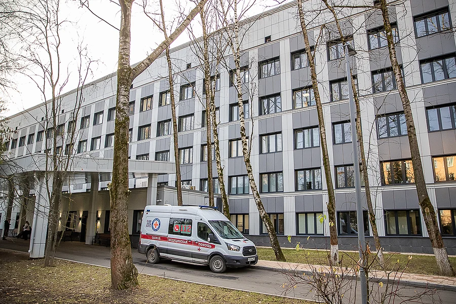 фото текст 1, Андрей Иванов и Максим Забелин проверили итоги капремонта хирургического корпуса Одинцовской больницы