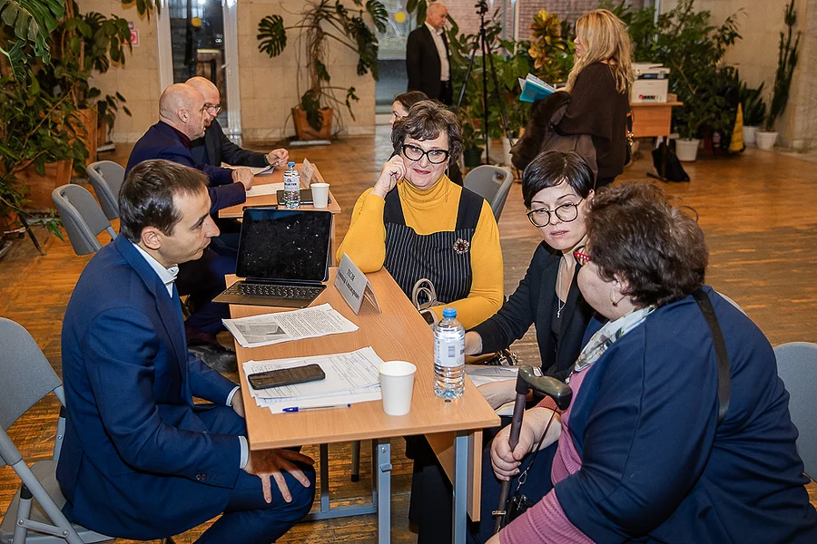 s 2, Личный прием провел Андрей Иванов в Заречье