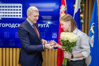 Андрей Иванов вручил удостоверения мастеров спорта софтболисткам Одинцовской школы олимпийского резерва