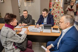 Глава Одинцовского округа Андрей Иванов провел личный прием «Выездной администрации» в Звенигороде — на площадке Культурного центра имени Любови Орловой на улице Московская