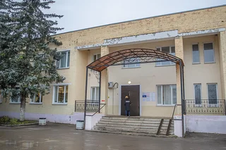 Глава Одинцовского округа Андрей Иванов во вторник, 2 декабря, проверил ход ремонта Часцовской амбулатории — работы на объекте ведутся по госпрограмме Московской области и курируются подмосковным Министерством здравоохранения