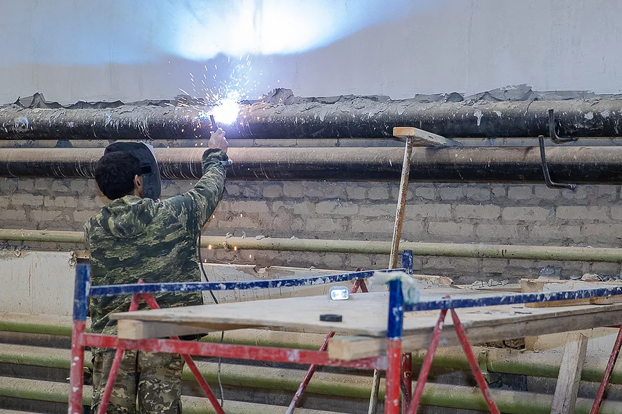 Утепление фасадов завершается в ремонтируемом здании спортивной школы «Старый городок», Утепление фасадов завершается в ремонтируемом здании спортивной школы «Старый городок»