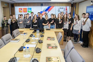 Первые паспорта вручили 22 школьникам Одинцовского округа