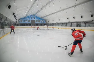 Во вторник, 24 марта, глава Одинцовского округа Андрей Иванов осмотрел каток «Ice Депо» в посёлке Усово-Тупик