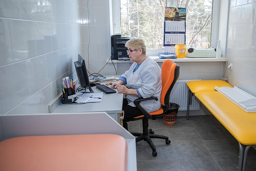 s, Ход ремонта врачебной амбулатории в поселке Барвиха проверил Андрей Иванов