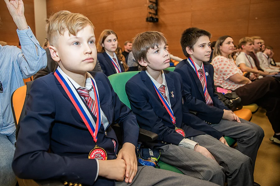 s, В Одинцовской гимназии № 14 вручили награды победителям муниципального этапа Школьной лиги