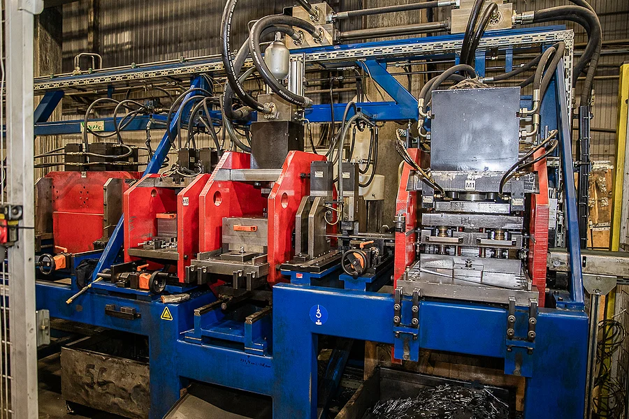 s, Завод компании «Зенит Ритейл Солюшнс» в Больших Вяземах посетили представители окружной администрации