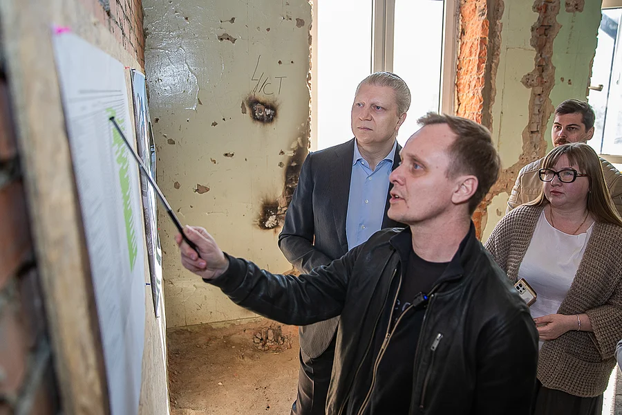 s, Ход капитального ремонта в новом здании Детской школы искусств Звенигорода проверил Андрей Иванов